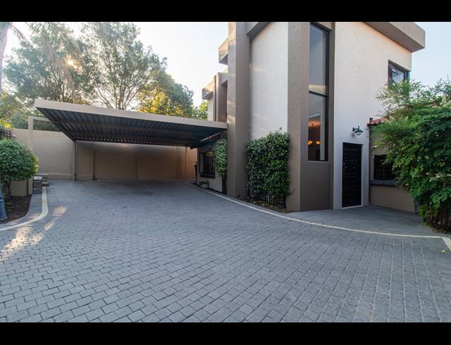 4 BEDROOM CLUSTER FOR SALE IN LONEHILL